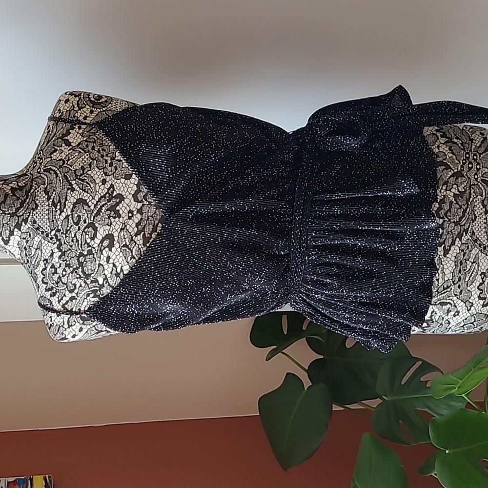 Black & White Express Peplum Wrap Top